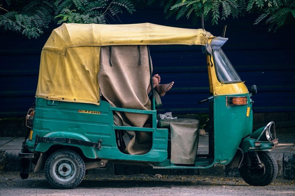 Safety tips for first-time travelers using auto-rickshaws safely in Indian cities