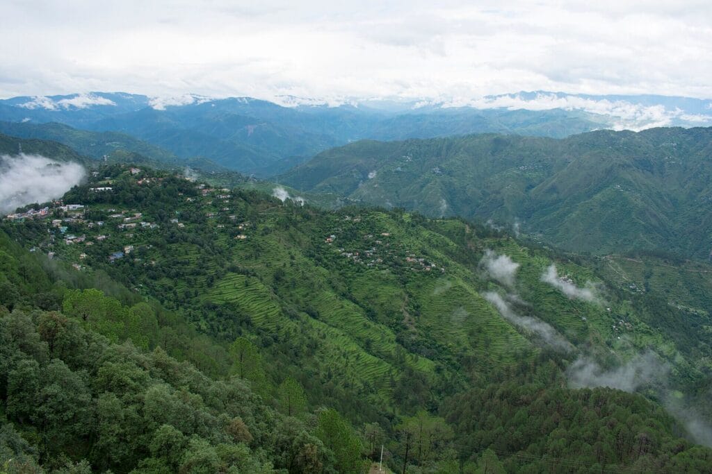 beginner friendly hill stations in India with peaceful mountain landscape and no crowds