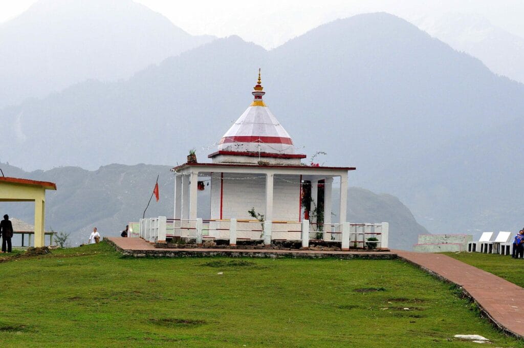 Munsiyari village temple