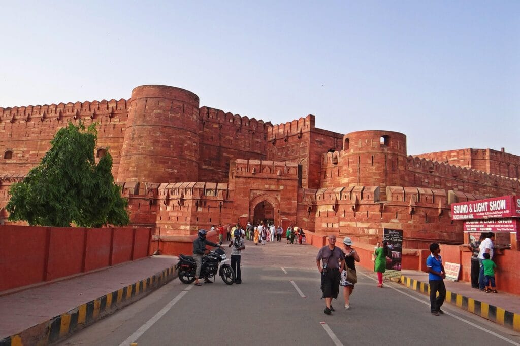 India Tourist Visa Guide for First-Time Travelers Agra Fort