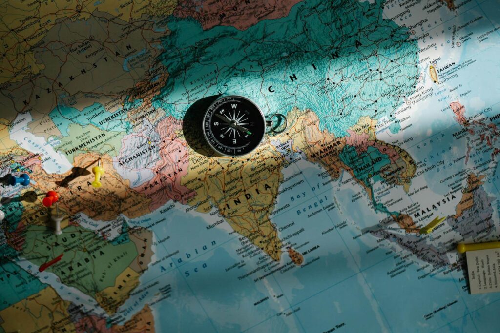 Map showing short and long distance routes in India