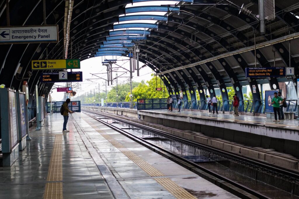 How to Stay Safe on Public Transport as a Woman