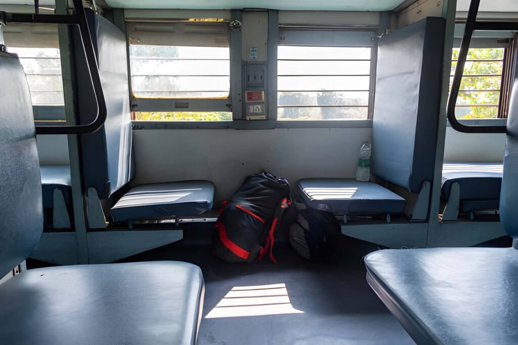 How to Choose the Best Berth on a Train